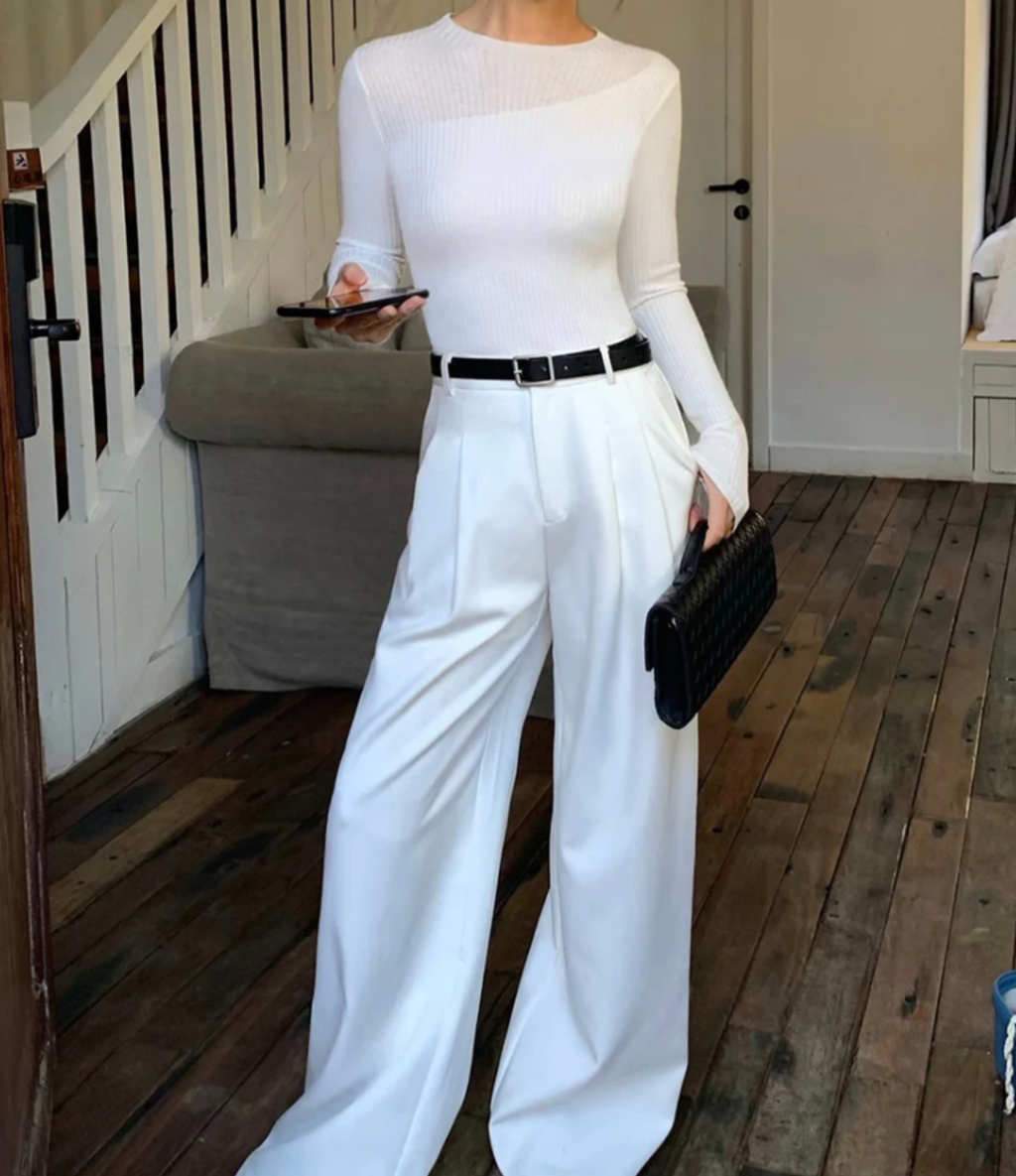 Knit Ribbed Crew Kneck Asimetric Top