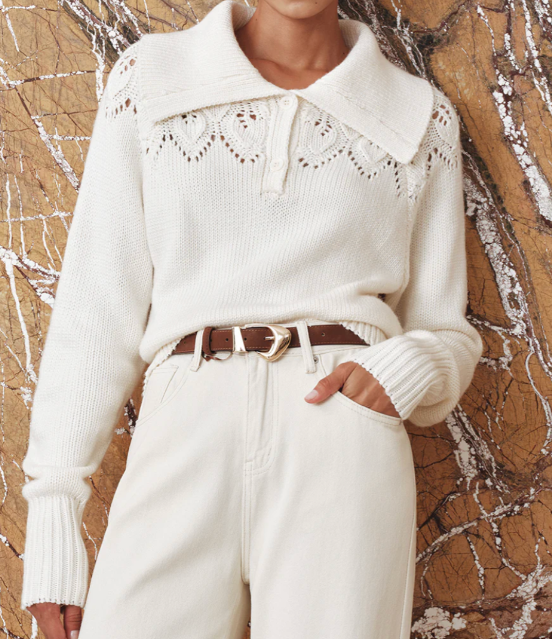 Eyelet Collared Kint Sweater