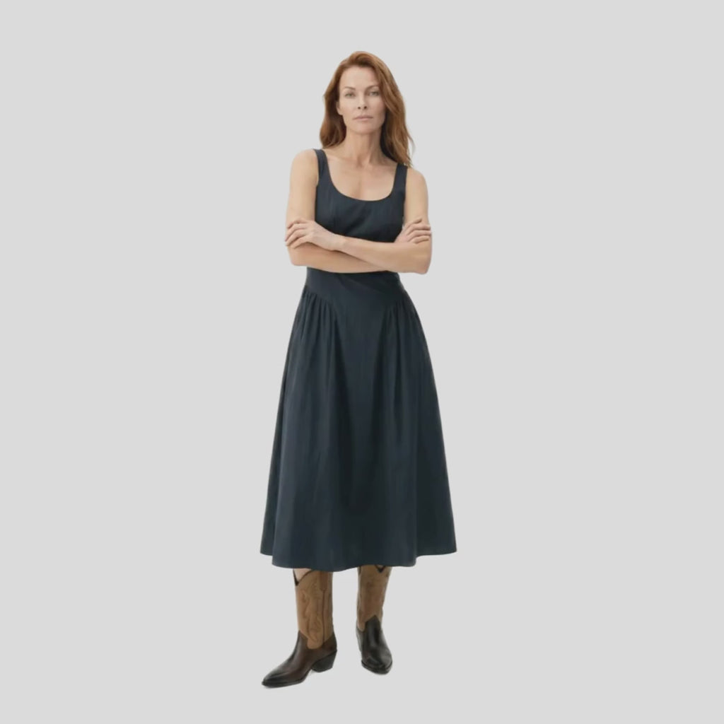 Vestido midi fruncido en cintura